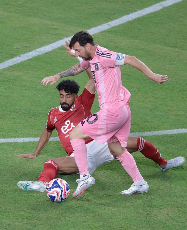 爱游戏- 梅西对塞维利亚帽子戏法 