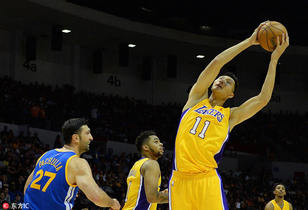 AYX-JackeyLove迎来五赛季高光表现，瑞士队球迷沸腾！的简单介绍