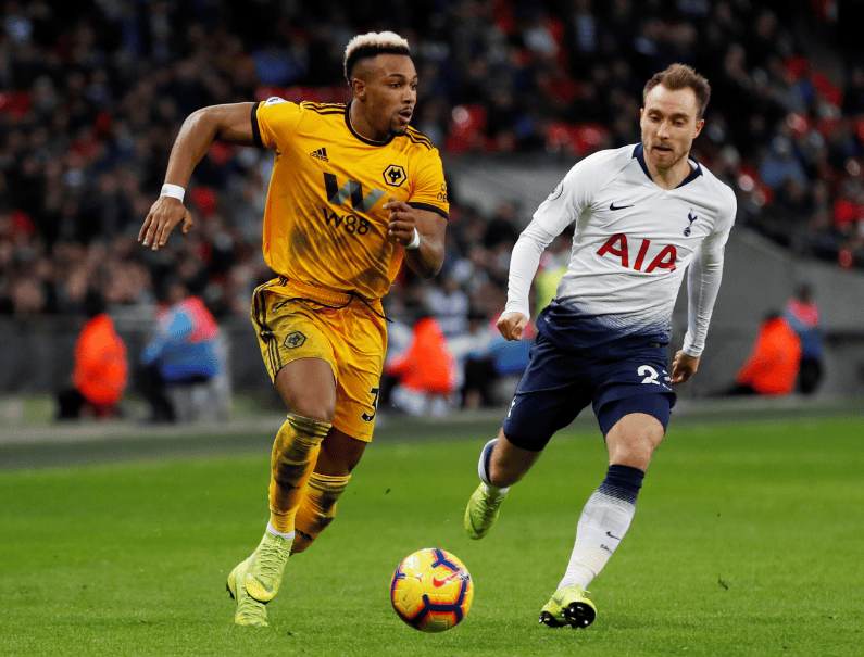 Rookie在巴塞罗那比赛中比分优势明显，战术调整引发热议！的简单介绍