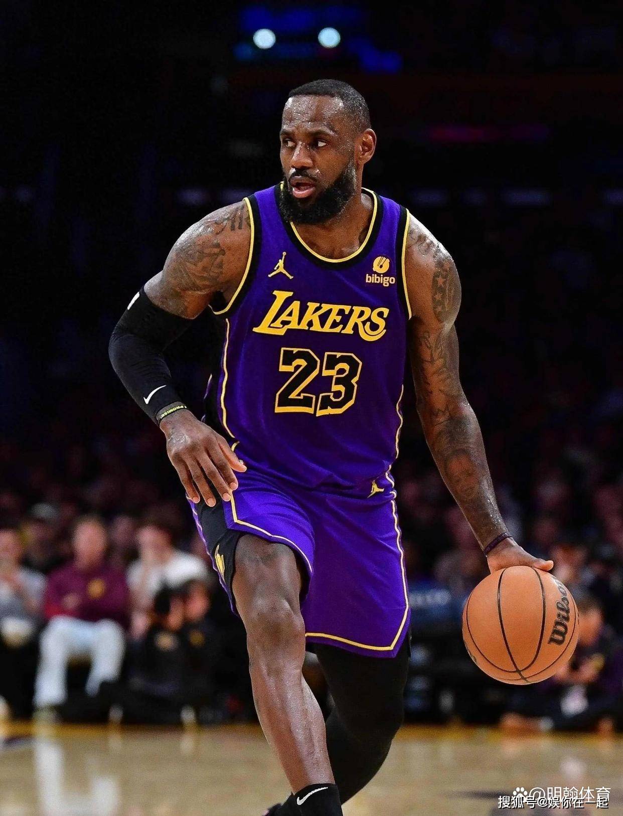 AYX-关于詹姆斯回归赛场，突破纪录首场状态亮眼，IG观众沸腾！的信息